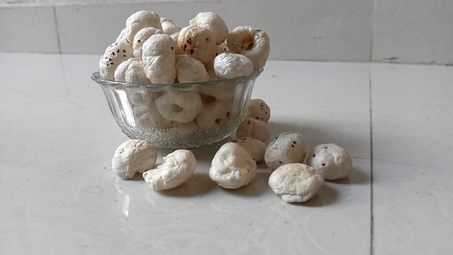 What Is The Difference Between Black Beans And Makhanas? 1 makhana