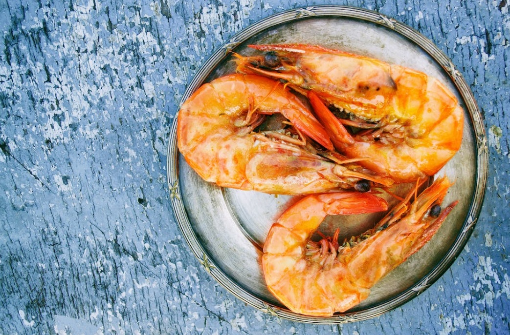 Can I Eat Shrimp With Diverticulitis? 1 can you eat grilled shrimp with diverticulitis