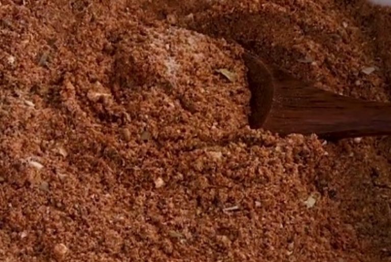 Difference Between Adobo And Sazon Seasoning